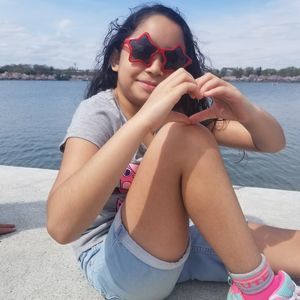 Meet your Posher, Rivera